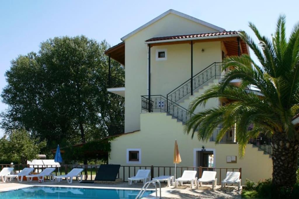 Villa Fondas Roda Exterior foto